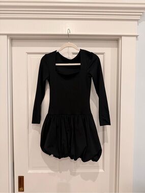 PORT DE BRAS long sleeve bubble dress.